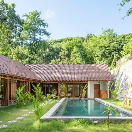Lombok Pool House Apartment